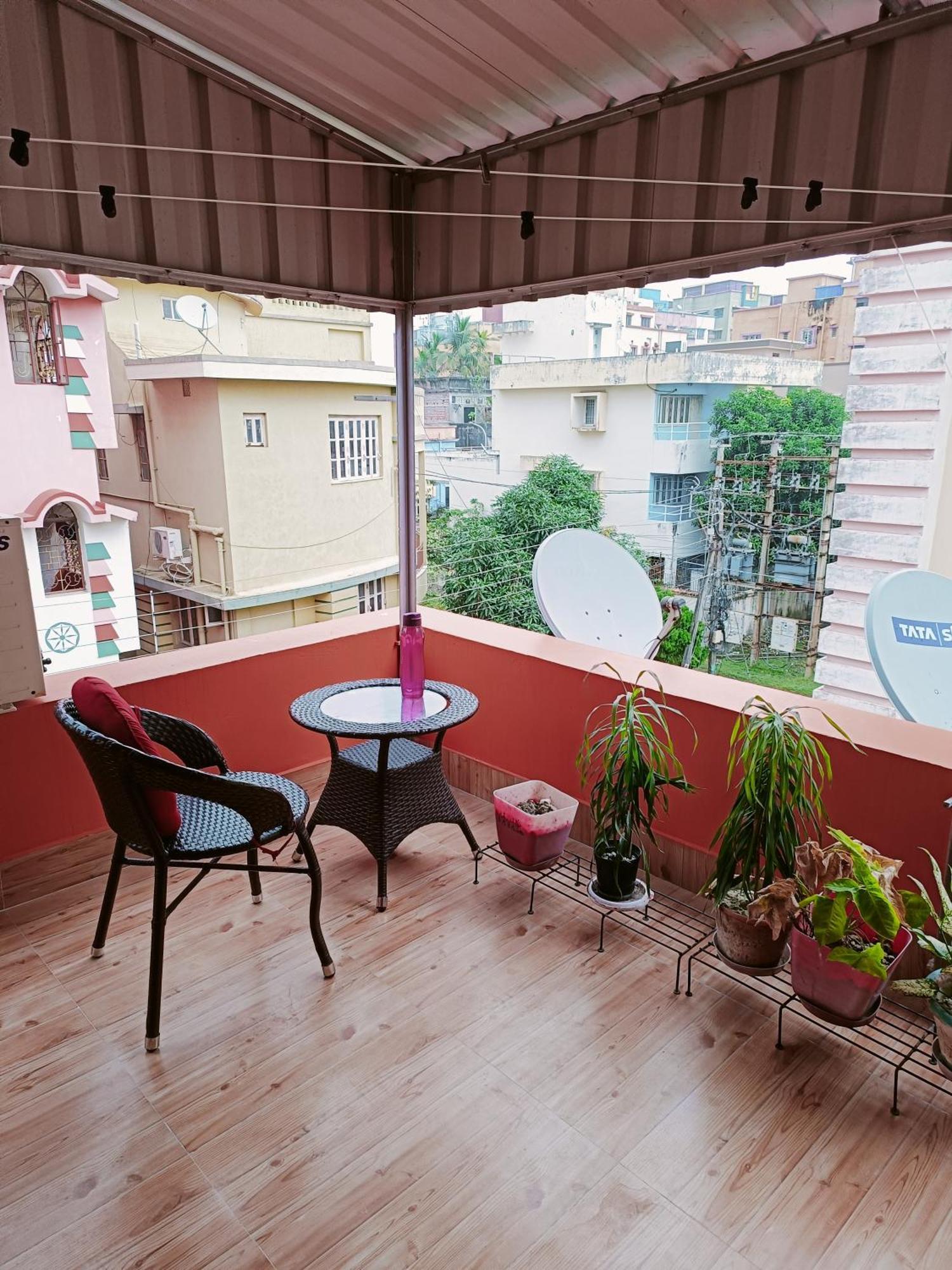 Terrace Garden & Unique 1 Bedroom Ac Rental Unit In Haldia الغرفة الصورة